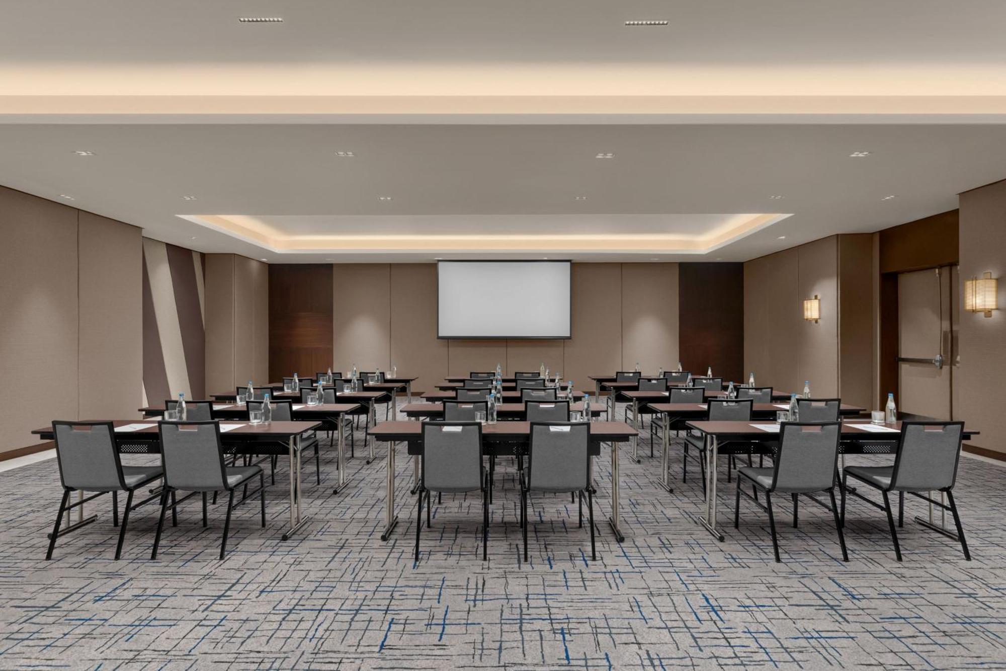 The Westin Manila Hotell Pasig City Exteriör bild